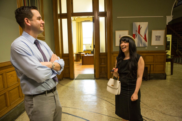 Lynn Hazan interviews Mayor Steven Fulop for chicpeajc.com. Photo: Greg Pallante