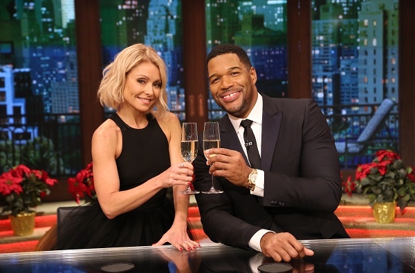 Kelly Ripa and Michael Strahan are pictured during the production of "LIVE with Kelly and Michael" in New York on Thursday, Dec. 17, 2015. Photo: David M. Russell/Disney ABC Home Entertainment and Television Distribution ©2015 Disney ABC. All Rights Reserved.