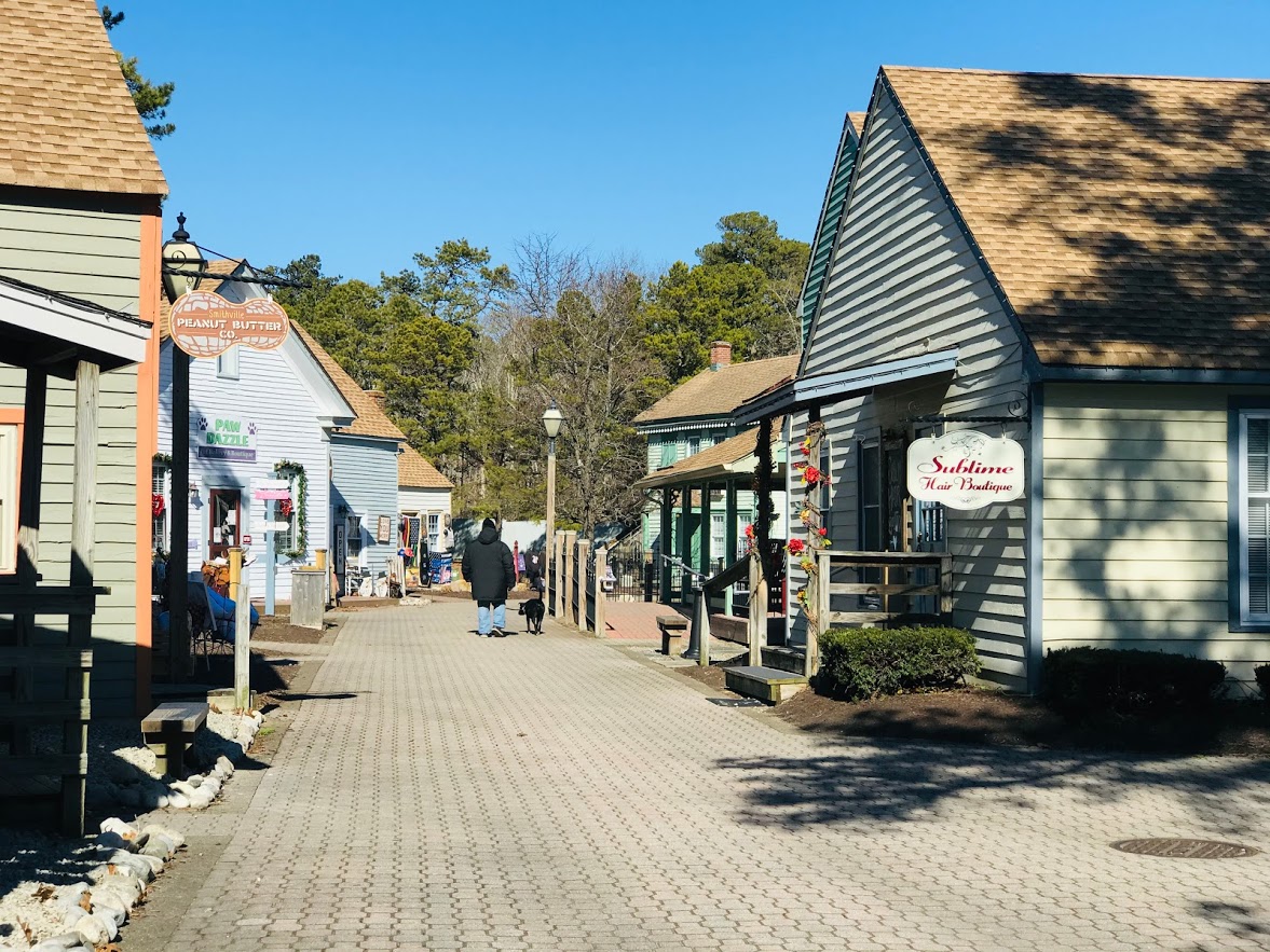 A Look at Historic Smithville, New Jersey Lynn Hazan