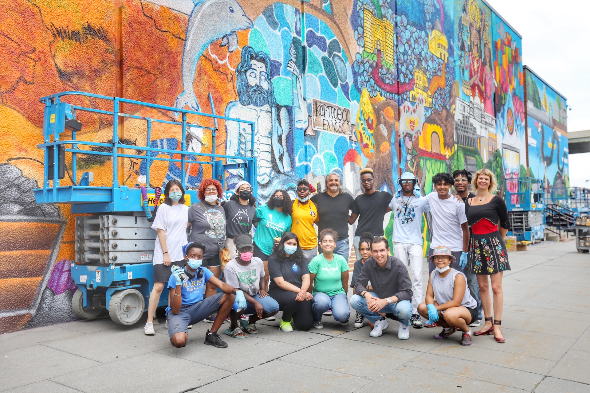 Jersey City Unveils 100foot Mural Painted by Jersey City’s Youth Summer Program Lynn Hazan